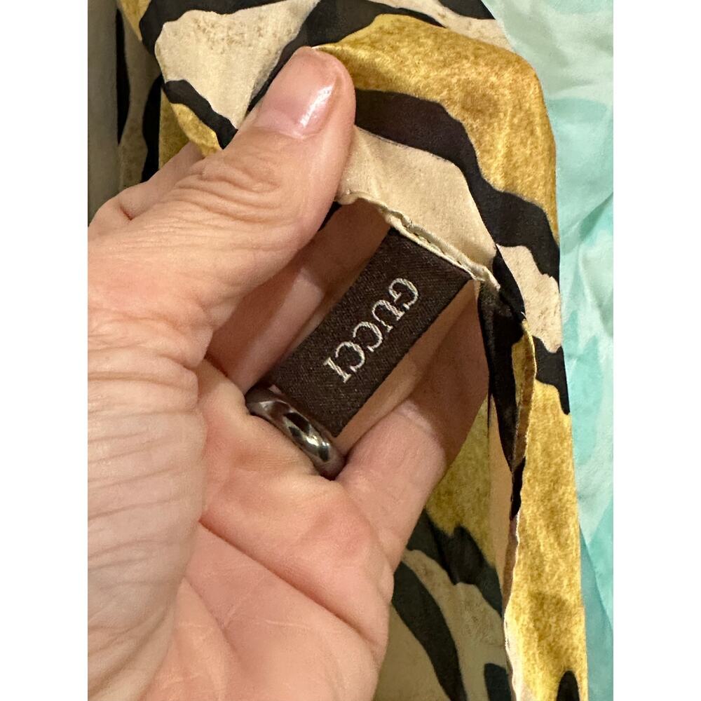 Gucci Oversize Wrap Scarf Shawl Animal Leopard Print Silk Blue - Picture 2 of 4